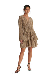 Robe à volants superposés